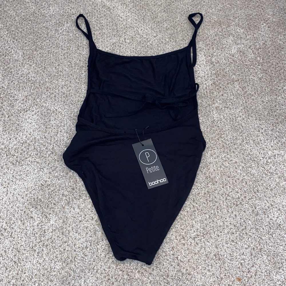 BOOHOO BODYSUIT - Picture 3 of 5
